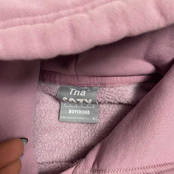 Aritzia tna pink boyfriend hoodie size s no flaws - Picture 2 of 2